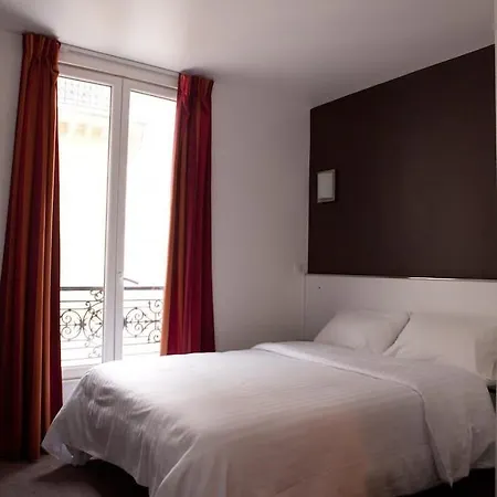 Royal Wagram Paris