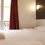 Royal Wagram Hotel 2*