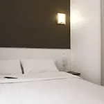 Hotel Royal Wagram