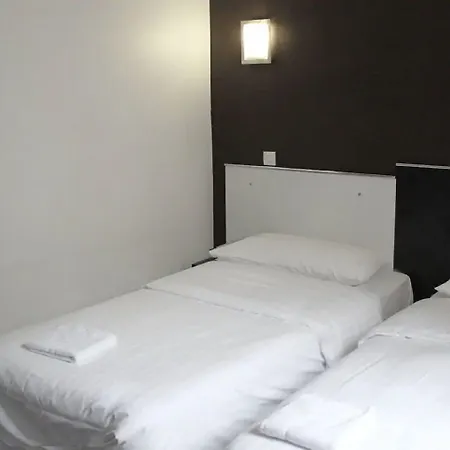 Royal Wagram Париж