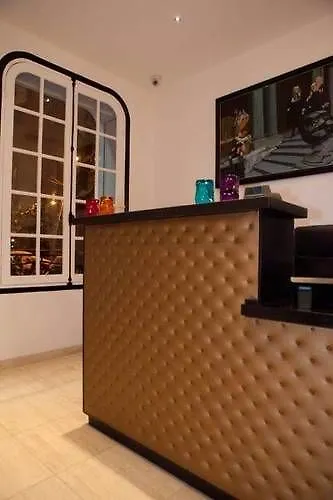 ロワイヤル ワグラム 2*